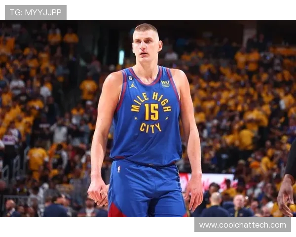 身穿TacoBell的约基奇赛前随性登场赛后轰下50加大三双